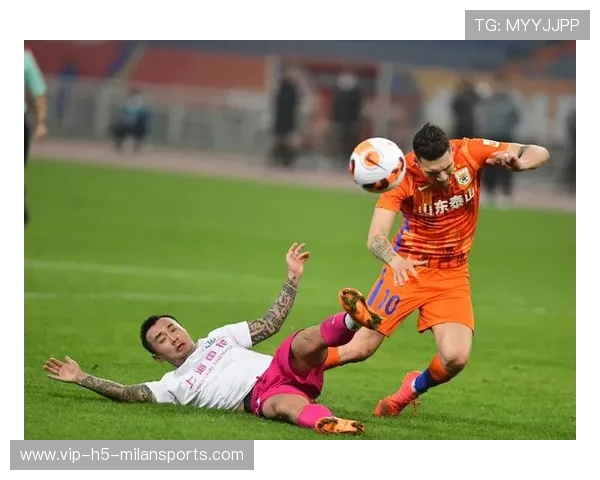 山东泰山主场大胜豪取中超十连胜再克津门虎刷新五项辉煌纪录 山东泰山主场大胜豪取中超十连胜再克津门虎刷新五项辉煌纪录