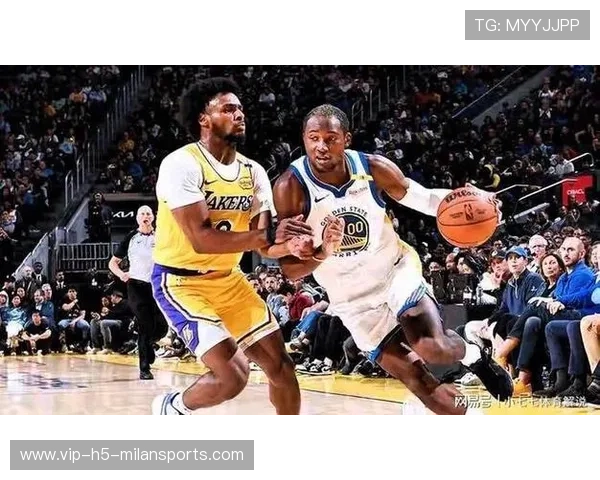 勇士复苏,凤凰涅槃:穆迪与库里闪耀,金州王朝的稳健前行之路 勇士复苏,凤凰涅槃:穆迪与库里闪耀,金州王朝的稳健前行之路