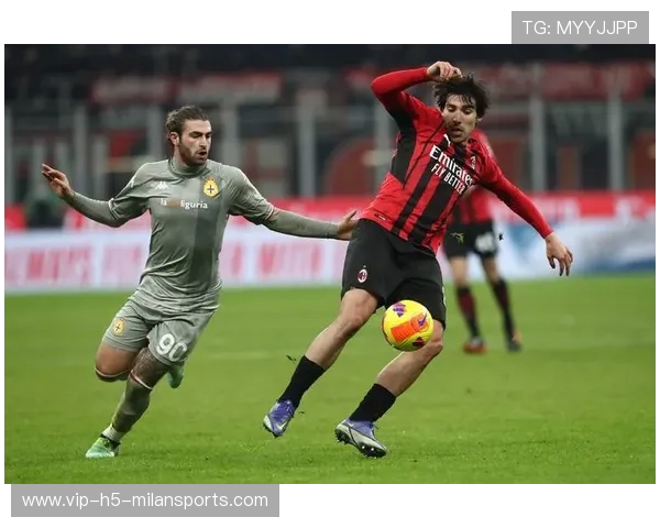 AC米兰中路连续渗透，莱奥横敲形成绝佳机会