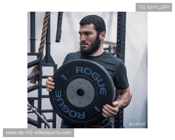 贝特比耶夫模拟长回合对抗，体能表现惊人