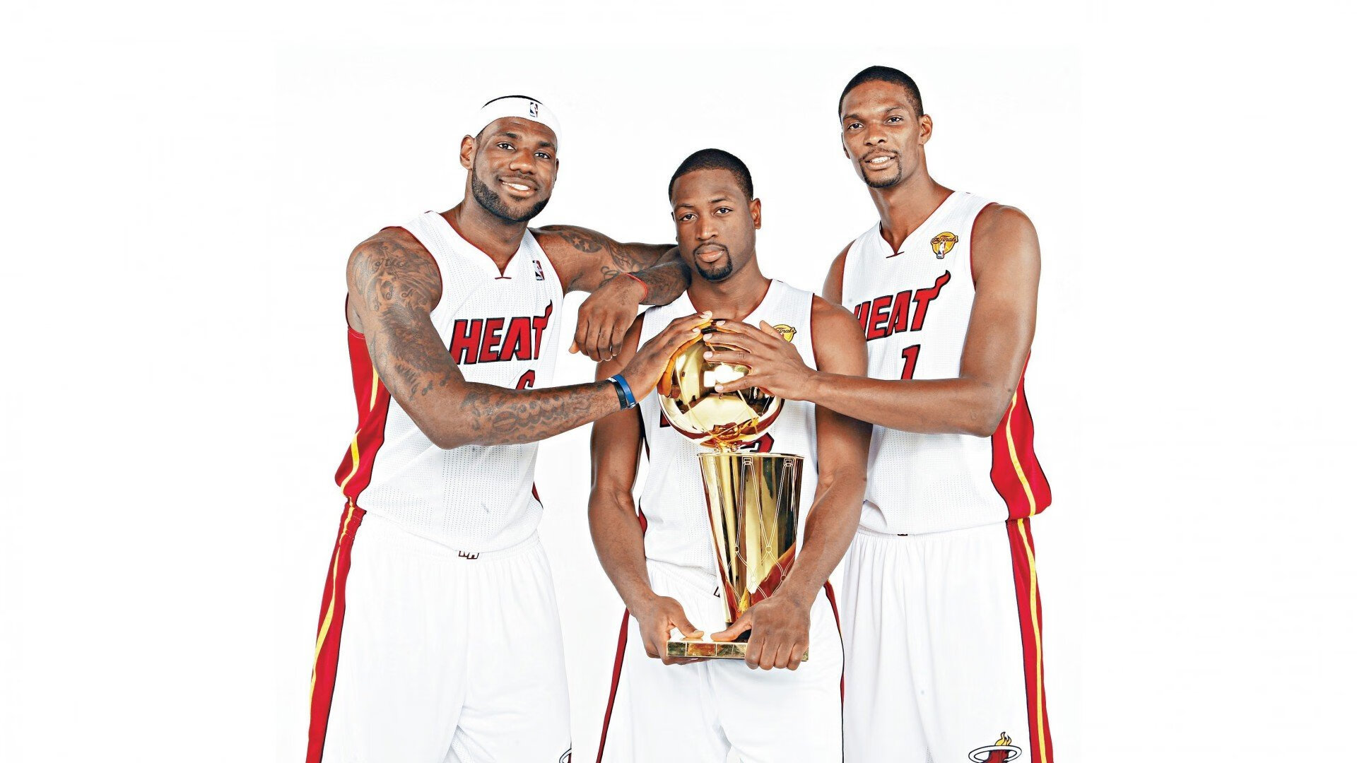 恩比德称联盟内线竞争激烈需保持状态,恩比德资料